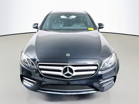 Used 2020 Mercedes-Benz E 450 4MATIC Sedan image 2
