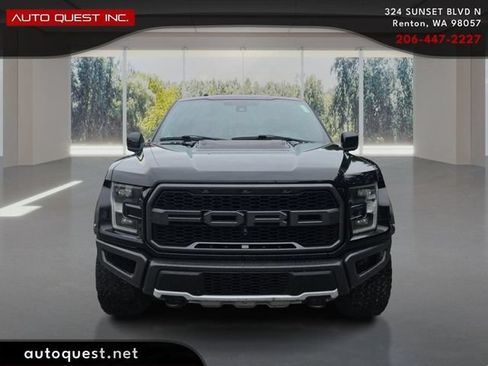 Used 2018 Ford F150 Raptor w/ Equipment Group 802A Luxury AWD/4WD image 2