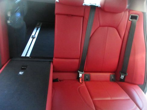 Used 2019 Alfa Romeo Stelvio Ti AWD/4WD image 36