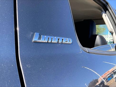 Used 2017 Toyota Tundra Limited image 9