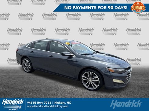 Used 2021 Chevrolet Malibu LT FWD image 1