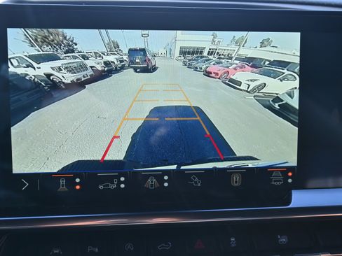 Used 2025 Chevrolet Silverado 1500 High Country w/ High Country Premium Package image 26