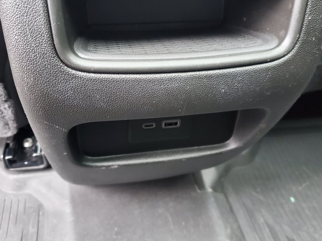 Certified 2023 Cadillac XT5 Premium Luxury w/ LPO, Floor Liner Package AWD/4WD image 43