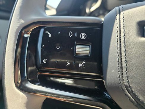 Used 2026 Land Rover Range Rover Velar Dynamic SE AWD/4WD image 32