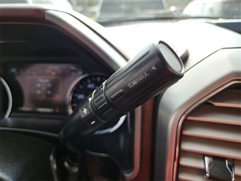 Used 2019 Ford F250 Platinum w/ Platinum Ultimate Package image 26