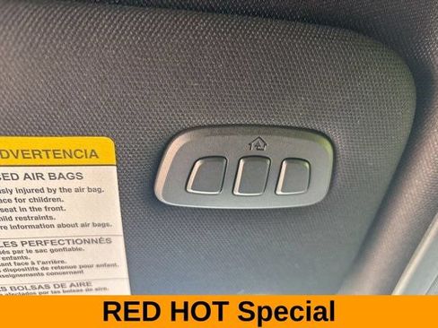 Used 2025 Ford Explorer ST-Line w/ ST-Line Street Pack AWD/4WD image 29