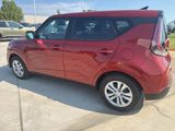 Used 2025 Kia Soul LX image 4