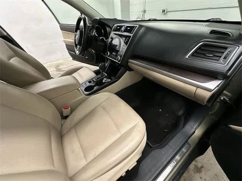 Used 2019 Subaru Outback 3.6R Limited image 20