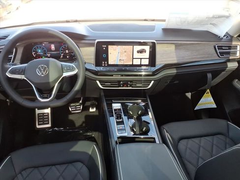 New 2026 Volkswagen Atlas SEL Premium R-Line AWD/4WD image 9