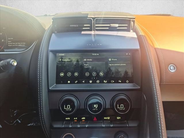 Used 2021 Jaguar F-TYPE Coupe RWD image 15