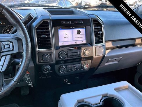 Used 2016 Ford F150 XLT w/ Equipment Group 302A Luxury image 10