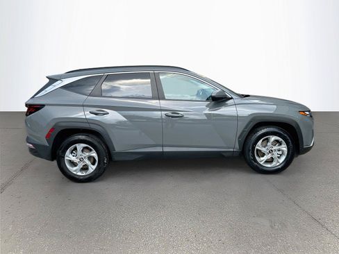 Used 2024 Hyundai Tucson SEL AWD/4WD image 3