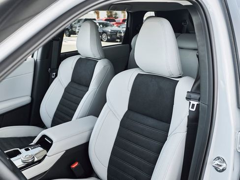 New 2026 Mitsubishi Outlander SE FWD image 31