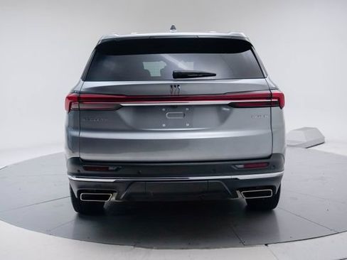 Used 2025 Buick Enclave Preferred FWD image 8