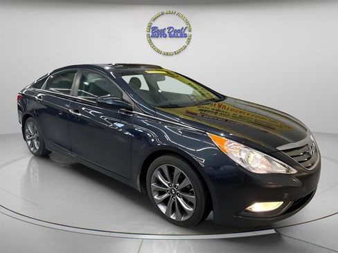 Used 2013 Hyundai Sonata SE w/ Navigation & Sunroof Pkg FWD image 7