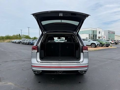 Used 2024 Volkswagen Atlas SEL Premium R-Line AWD/4WD image 7