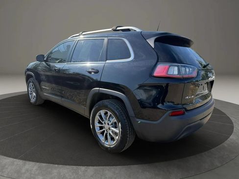 Used 2021 Jeep Cherokee Latitude Plus AWD/4WD image 7