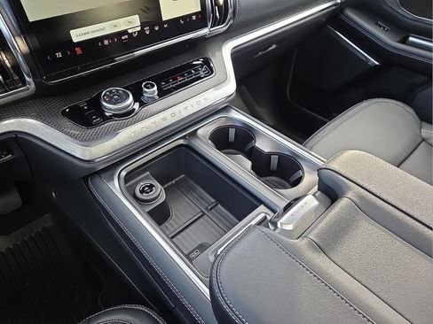 New 2026 Ford Expedition Max Platinum image 25