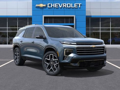 New 2026 Chevrolet Traverse High Country w/ LPO, Floor Liner Package AWD/4WD image 7