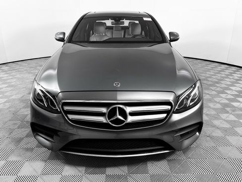Used 2019 Mercedes-Benz E 450 4MATIC Sedan image 2