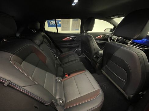 Used 2024 Chevrolet Equinox EV RS image 6