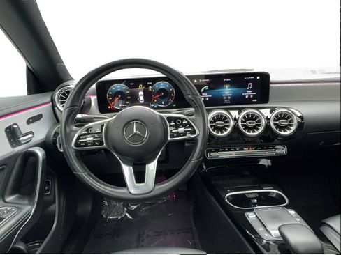 Used 2023 Mercedes-Benz CLA 250 image 34