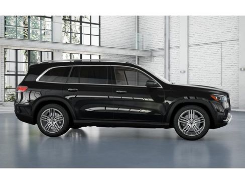 New 2026 Mercedes-Benz GLS 450 4MATIC image 15