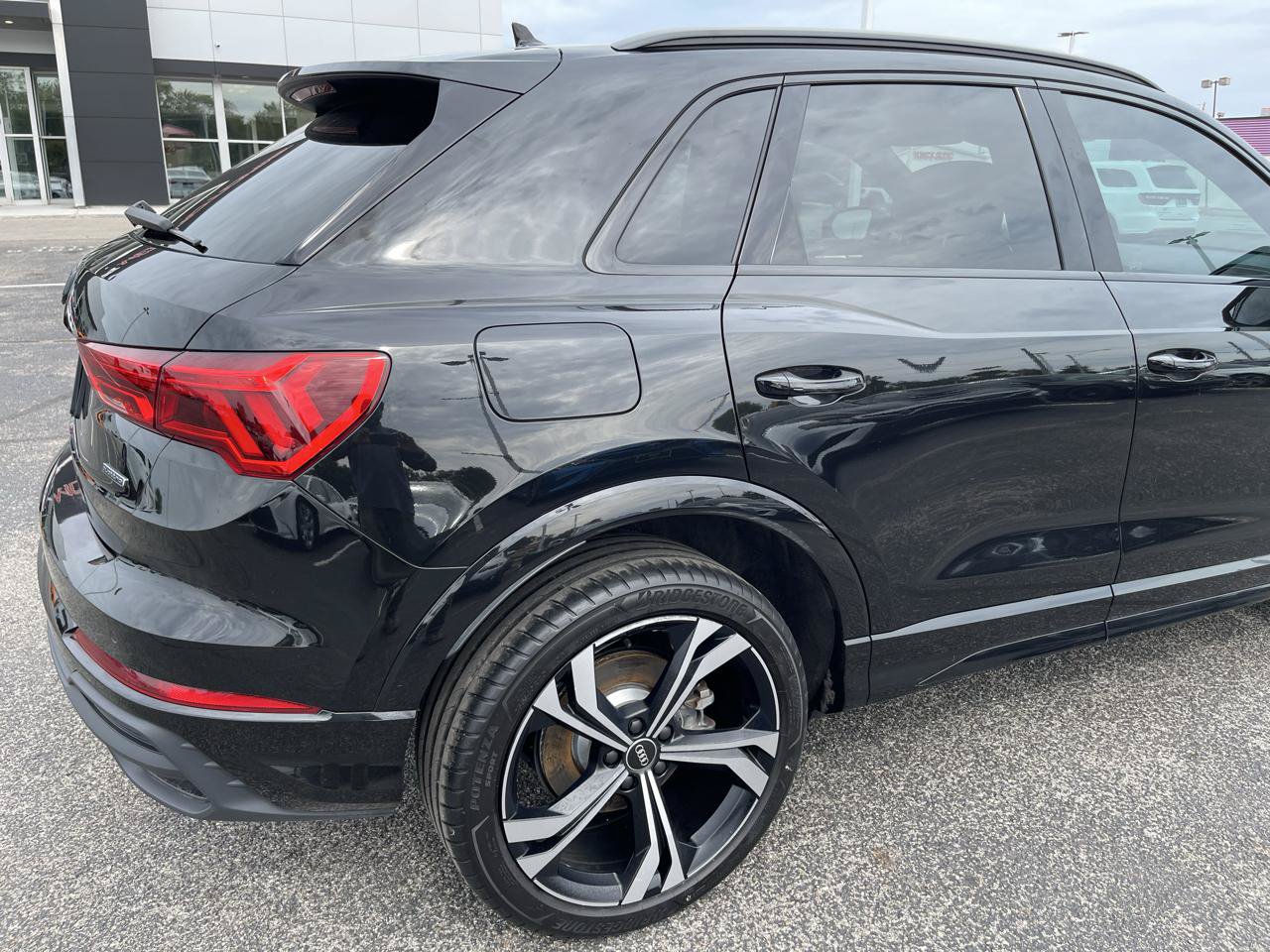 Used 2023 Audi Q3 2.0T Premium Plus w/ Premium Plus Package AWD/4WD image 14