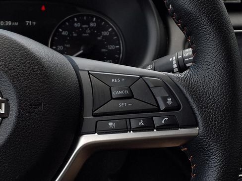 Used 2023 Nissan Kicks SR w/ SR Premium Package FWD image 15