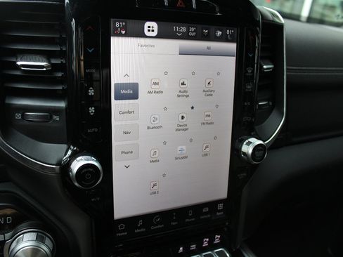 Used 2023 RAM 2500 Laramie w/ Night Edition image 28