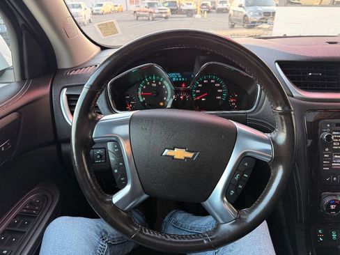 Used 2017 Chevrolet Traverse Premier image 11