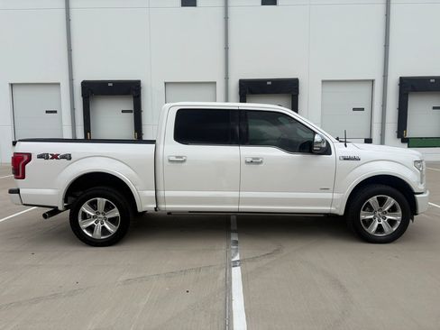 Used 2016 Ford F150 Platinum w/ Equipment Group 701A Luxury AWD/4WD image 3