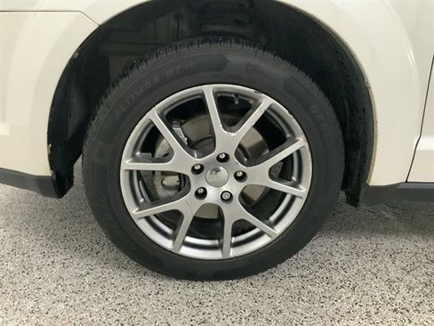 Used 2016 Dodge Journey R/T image 10