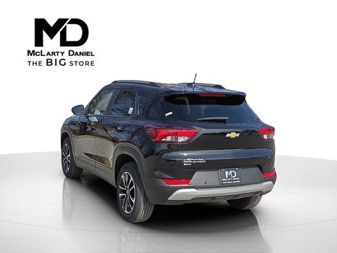 New 2026 Chevrolet TrailBlazer LT w/ Convenience Package image 4