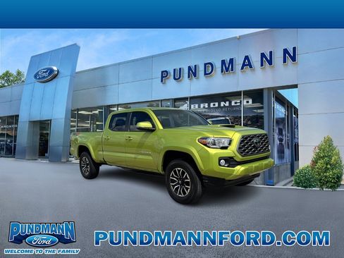 Used 2023 Toyota Tacoma TRD Sport image 1