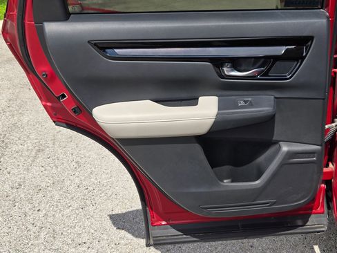 Used 2024 Honda CR-V EX-L image 15