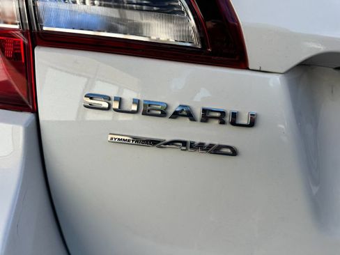 Used 2015 Subaru Outback 2.5i Premium AWD/4WD image 17