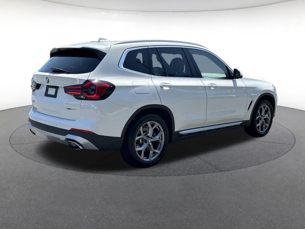 Used 2022 BMW X3 xDrive30i w/ Convenience Package AWD/4WD image 6