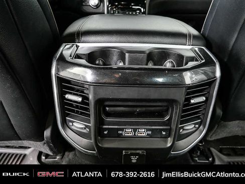 Used 2022 RAM 1500 Laramie AWD/4WD image 18