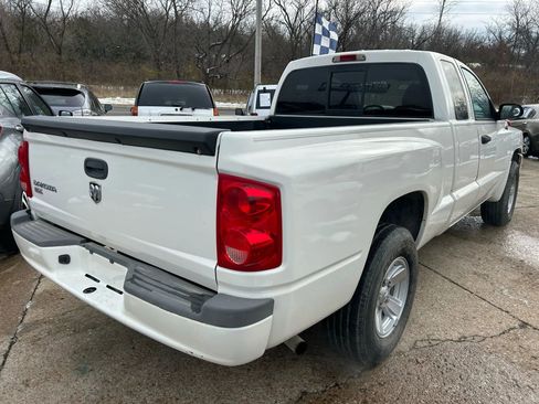 Used 2008 Dodge Dakota SLT image 6