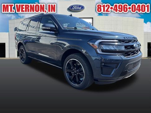 Used 2024 Ford Expedition Limited AWD/4WD image 12
