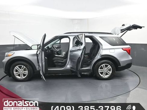 Used 2023 Ford Explorer XLT RWD image 24
