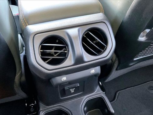 New 2026 Jeep Gladiator Mojave image 15