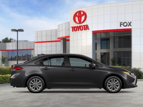 New 2026 Toyota Corolla LE FWD image 33