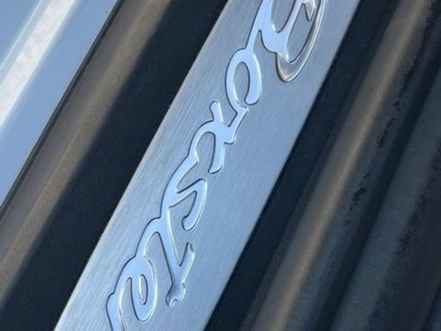 Used 2023 Porsche 718 Boxster RWD image 34