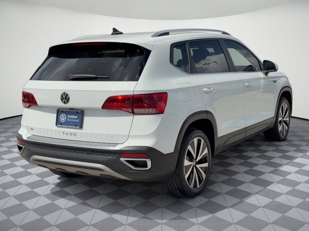 Used 2023 Volkswagen Taos SE FWD image 9