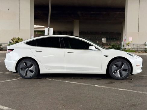 Used 2019 Tesla Model 3 Standard Range Plus image 58