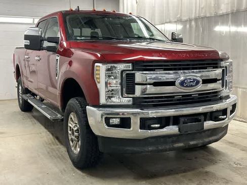Used 2019 Ford F250 XLT w/ XLT Premium Package image 19