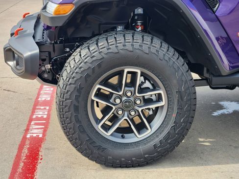 New 2026 Jeep Gladiator Mojave image 11