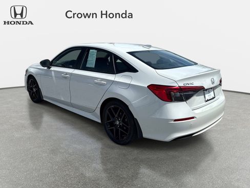 Used 2024 Honda Civic Sport image 3